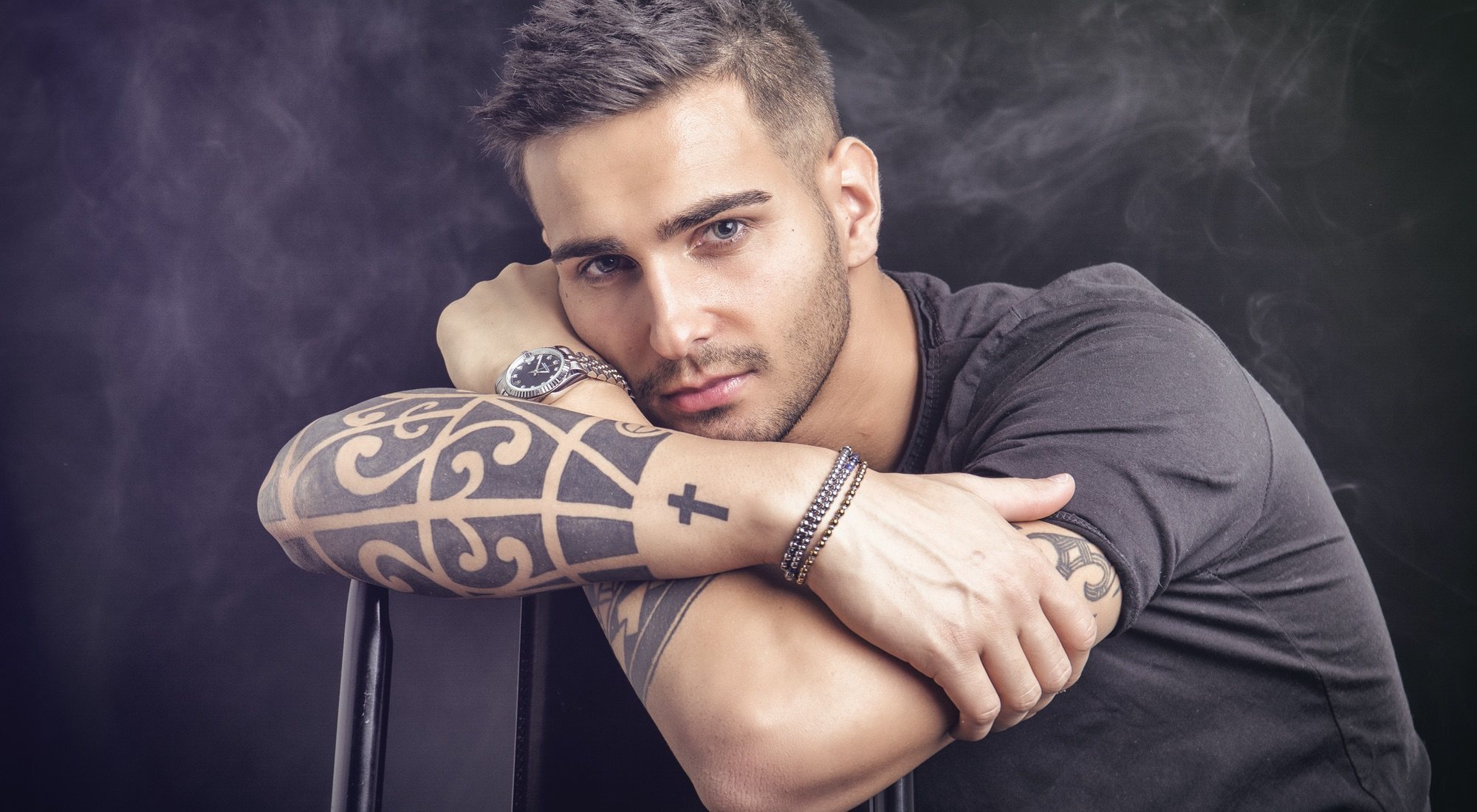 Tatuajes De Moda Para Hombres En Las Abdomen Ropa Para Hombres