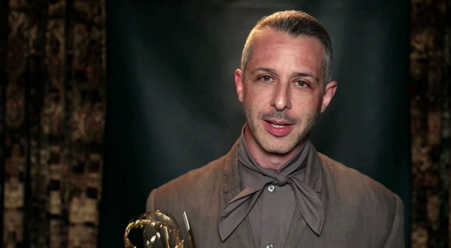 Emmy 2020: los hombres mejor vestidos de una gala especial