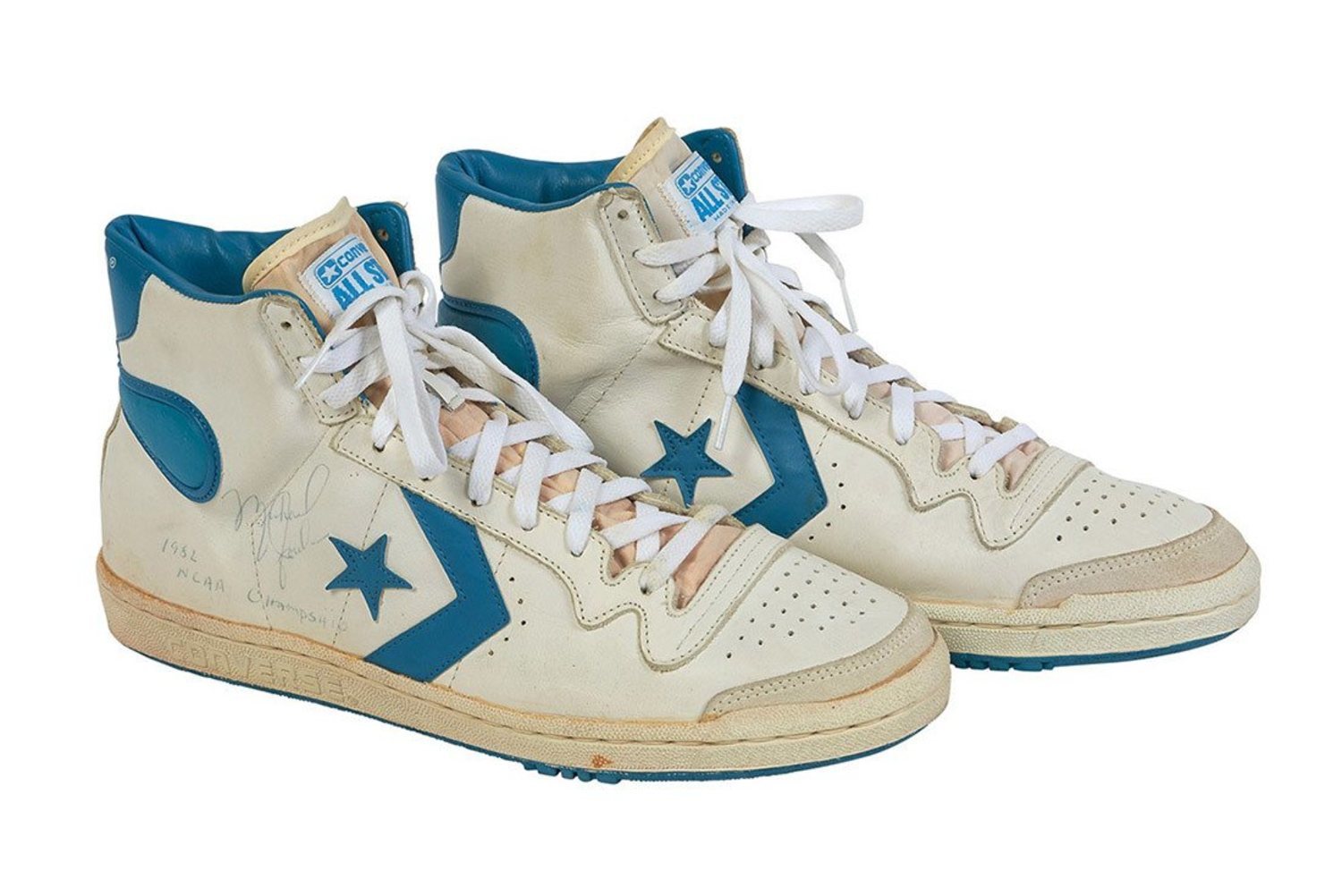 Converse Fastbreak usadas y firmadas por Michael Jordan