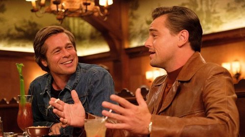 Brad Pitt con chaqueta vaquera y Leonardo DiCaprio con cuello alto y chaqueta de cuero, esto lo vemos por todos lados.