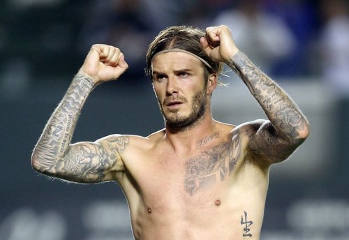 David Beckham fue uno de los primeros futbolistas en poner de moda los tatuajes